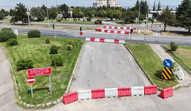 Tepebaşı Kavşağı 18 Ekim’e Kadar Kapalı