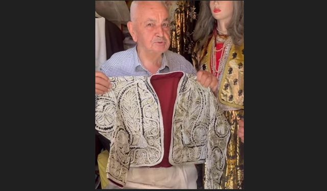 Simli gümüş iplikle işlenen nadide bir giysi ‘Sarka'
