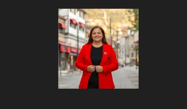 Burcu Köksal; "İstemeyenlere inat hiçbir yere gitmiyorum"