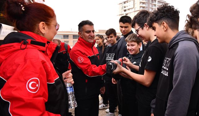 TAK Ekibinden Afet Farkındalık Eğitimi