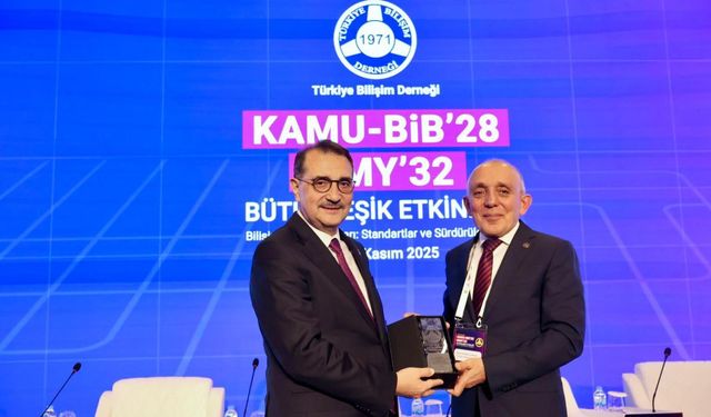 “Dijital dönüşüm verinin ekonomik değere dönüştüğü bir kalkınma modeli olacak”