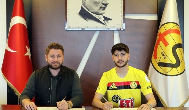 Eskişehirspor'dan orta sahaya takviye