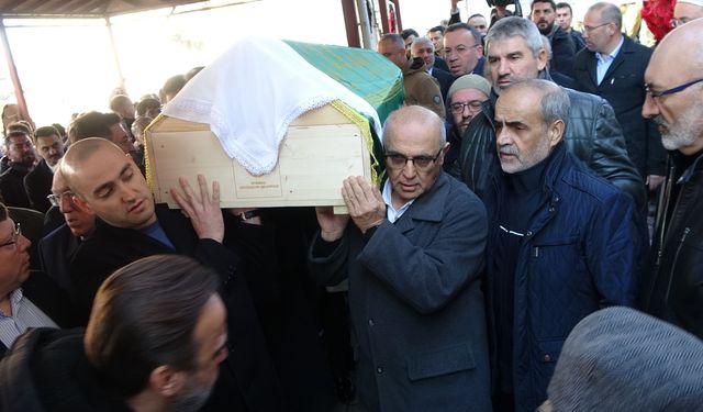 Merkez Bankası Başkanı Karahan'ın annesi Uşak'ta toprağa verildi