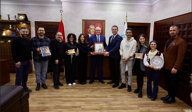 Odunpazarı Belediye Tiyatrosu’na Direklerarası’ndan Müzikal Oyun Ödülü