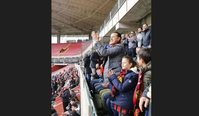 Milletvekili Hatipoğlu'dan TFF'ye Hakem Çağrısı