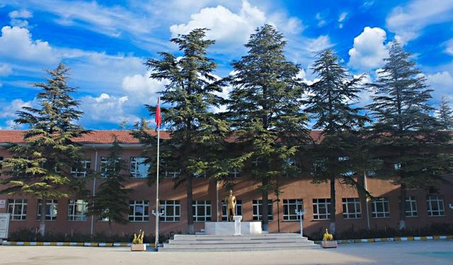 Atatürk Mesleki ve Teknik Anadolu Lisesi'nin Büyük Başarısı