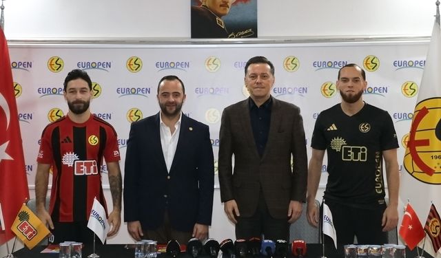 Nebi Hatipoğlu Eskişehirspor'a 2 futbolcu kazandırdı