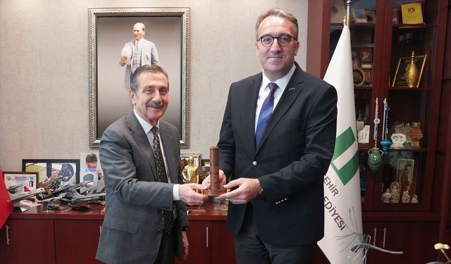 Ahmetbey Belediye Başkanı Altıntaş’tan Başkan Ataç’a Ziyaret