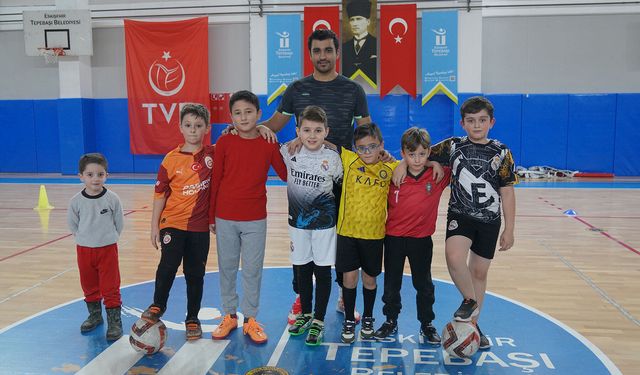 Tepebaşı’nda Futsal Sevgisi