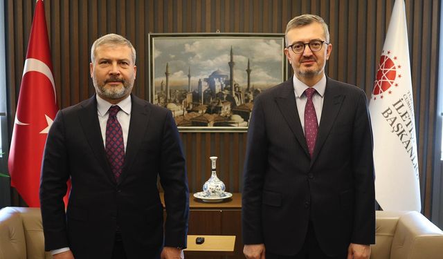 Rektör Adıgüzel İletişim Başkanı Prof. Dr. Duran’ı ziyaret etti