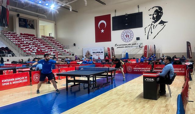 Masa tenisinin kalbi Eskişehir'de attı