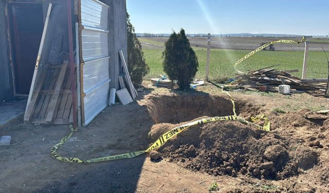 Cansız bedeni bulunan kızın kesin ölüm sebebi araştırılıyor