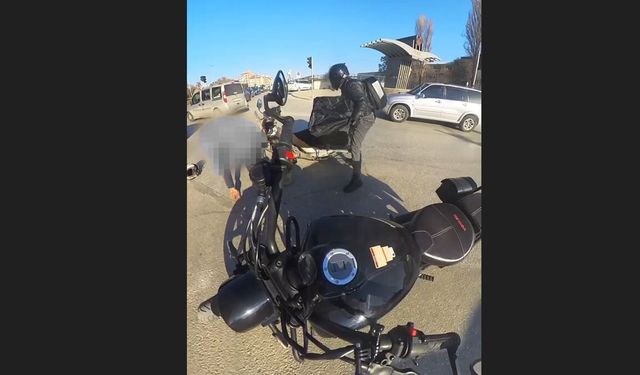 Benzini biten motosikleti iterken kaza yaptı