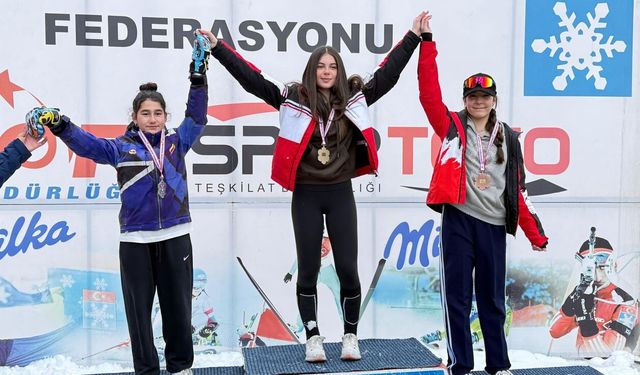 Eskişehirli Kayak Yarışçılarından Türkiye Dereceleri