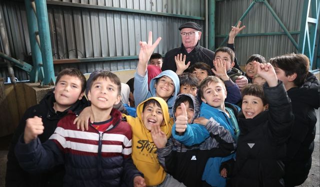 Odunpazarı Belediyesi’nde Bayramlaşma: Emek Ve Barış Vurgusu