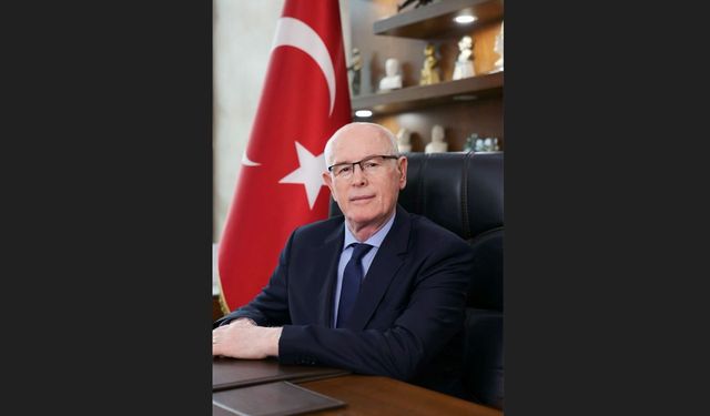 Toplumun en zor anlarında umudu ayakta tutttular