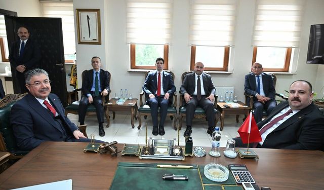 Başkan Harmancı Vali Yılmaz'a çalışmalarla ilgili bilgi verdi