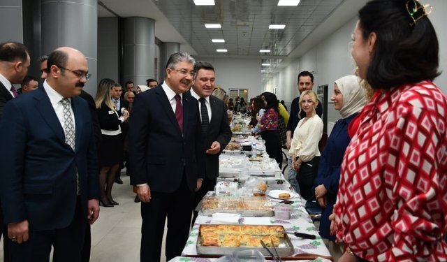 Adliyede Miraç Ali için hayır çarşısı