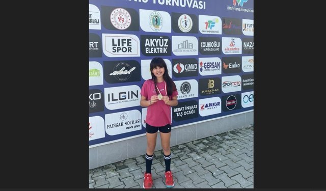 Eskişehirli tenisçi Zonguldak’ta şampiyon oldu