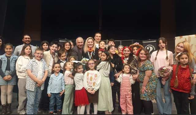 Odunpazarı’nda 23 Nisan Sahnesi Çocukların Oldu