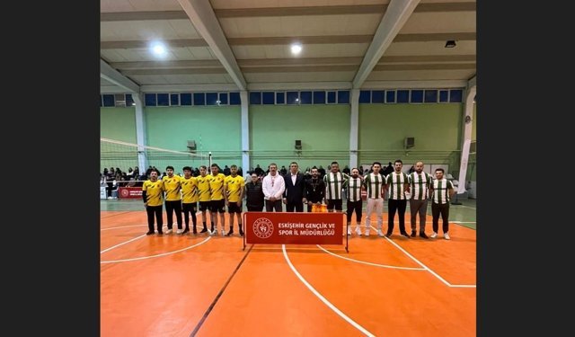 Beylikova'da Kurumlar Arası Voleybol Turnuvası