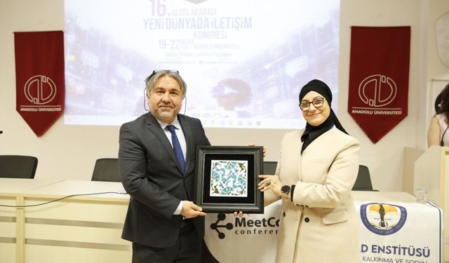 Anadolu’da “16. Uluslararası Yeni Dünya İletişim Kongresi”