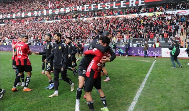 Eskişehirspor: 4 - Kütahyaspor: 0