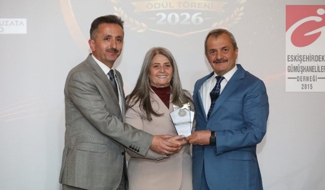 Eskişehir'deki Gümüşhaneliler Derneği’ne Ankara’da “Yılın STK’sı” Ödülü