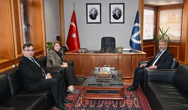 Azerbaycan Ankara Büyükelçiliği Eğitim Müşaviri Nesibova’dan Rektör Adıgüzel’e ziyaret