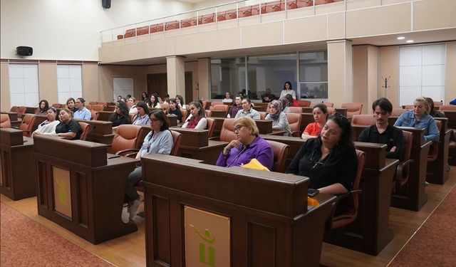 Tepebaşı Personeli Medikal Cerrahi Konusunda Bilgilendirildi