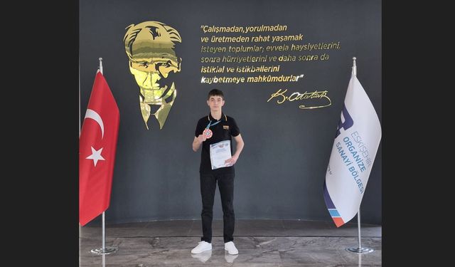 Özel EOSB MTAL Kıck Boksta Dünya Derecesi Elde Etti