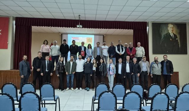 Mahmudiye’de Çiftçilere “Hububat Hastalıkları” Eğitimi