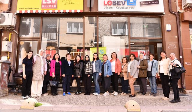 LÖSEV’e Tepebaşı Belediyesi Belde Evlerinden Hediyeler