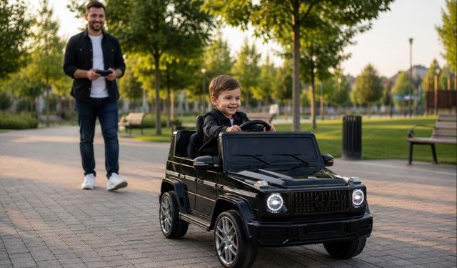 Çocuklara Gerçek Sürüş Deneyimi Yaşatan Akülü Araba Modelleri