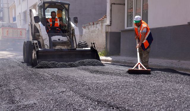 Tepebaşı’nda Yollar Daha Güvenli Ve Konforlu Hale Getiriliyor