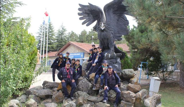 Tepebaşı İklim İzcileri Tarih Ve Doğayla Buluştu