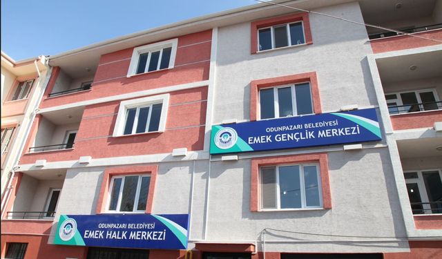 Emek Gençlik Merkezi’nde Güz Dönemi Atölyeleri Başlıyor
