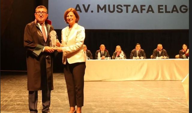 Avukatlara 25. Yıl Plaketi