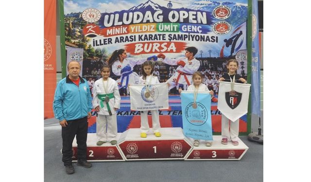 Mavi Spor’un Karatecileri Bursa’da Rüzgar Gibi Esti