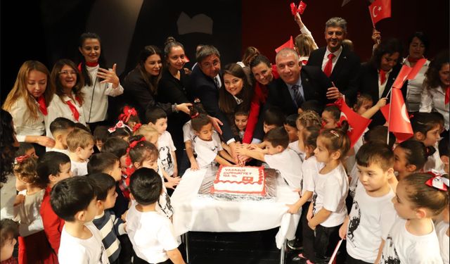 Es Çocuk Evi’nde Cumhuriyet Coşkusu