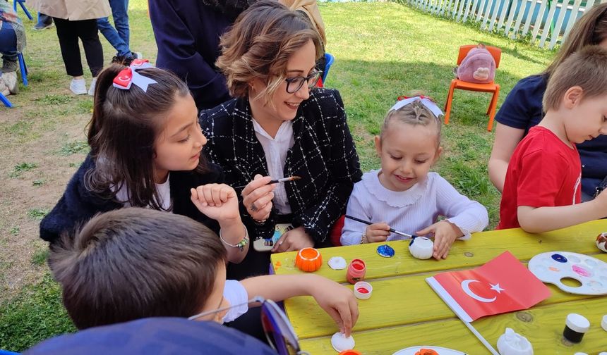Sağlık-Sen Anaokulu’nda Renkli 23 Nisan