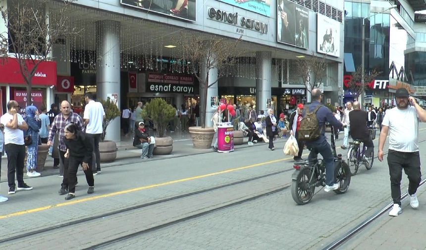 Marmara Denizi'ndeki deprem Eskişehir'i salladı