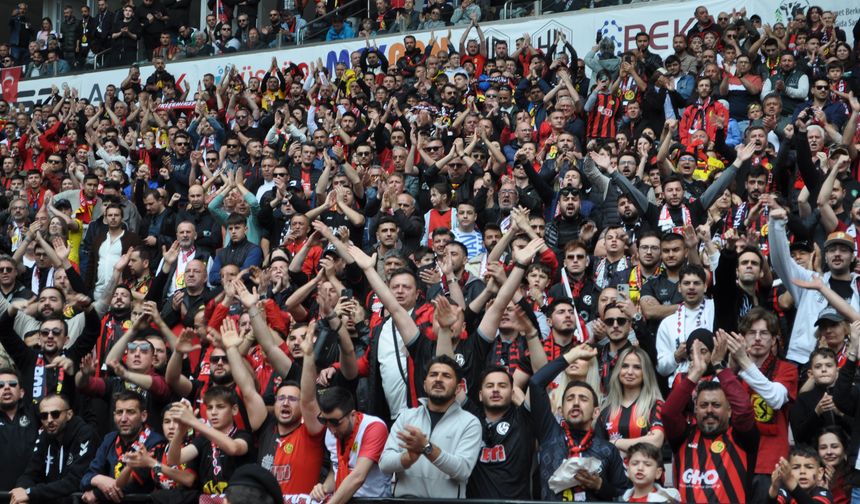 Eskişehirspor'dan tarihi taraftar rekoru