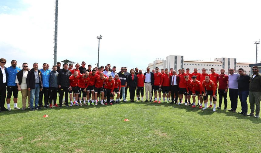 Başkan Ünlüce'den Eskişehirspor'a Tam Destek