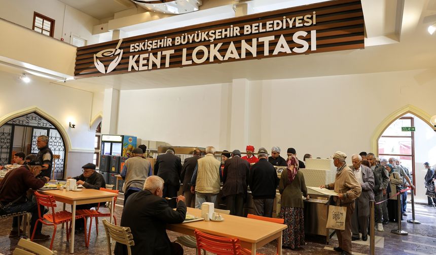 Kent Lokantası "Askıda Yemek" ile binlerce vatandaşa dokundu
