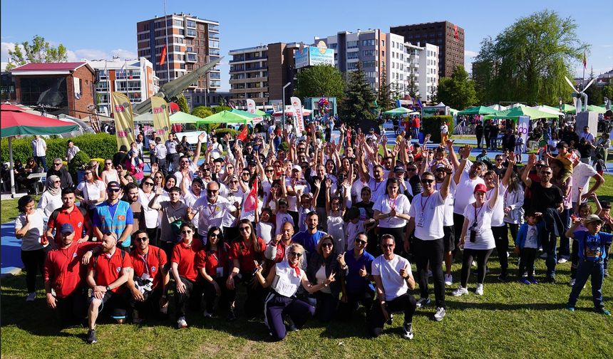 Tepebaşı Belediyesi Gençlik Festivali Dolu Dolu Geçti