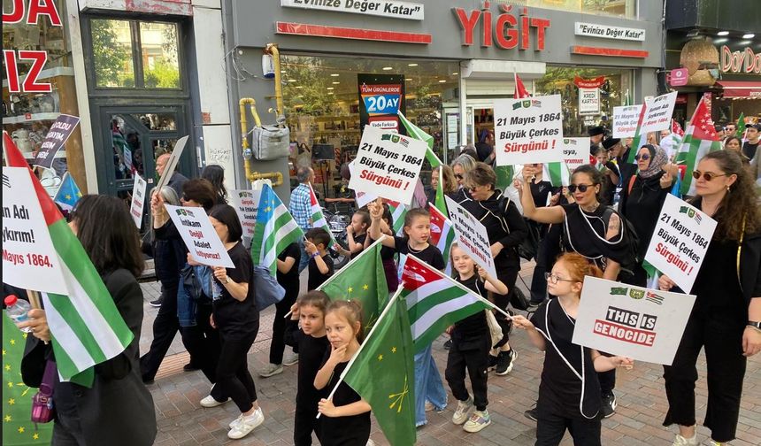 Çerkes Soykırımı'nın 161'inci yılında anlamlı yürüyüş