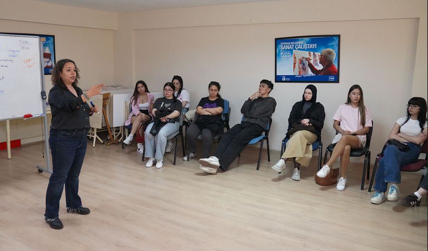 Gençlere Flört Şiddeti Anlatıldı