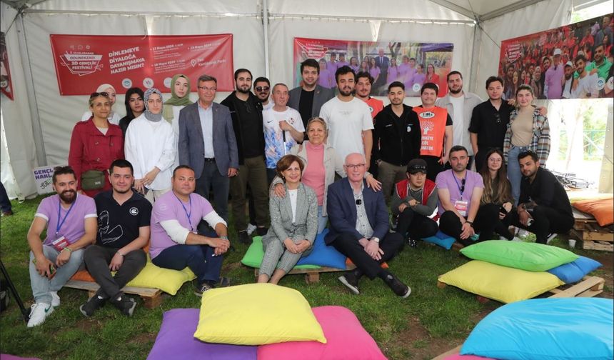 Eskişehir Gençliğin 3D’siyle Buluşuyor: Dinleme Diyalog Dayanışma
