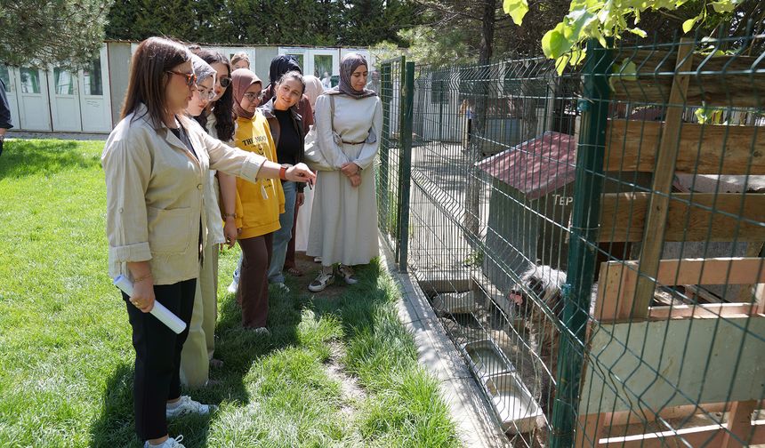 Üniversite Öğrencilerinden Doğal Yaşam Merkezi’ne Ziyaret